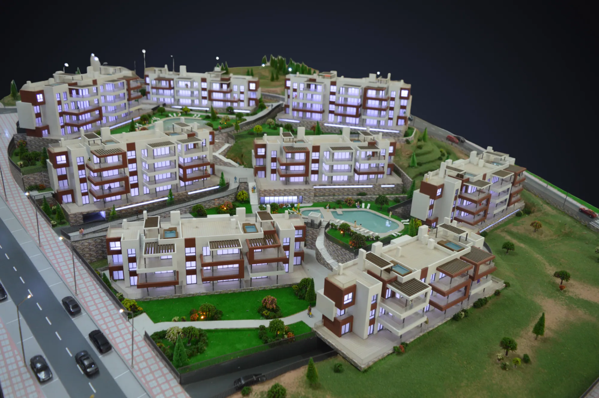 La Dera Compound Scale Model 